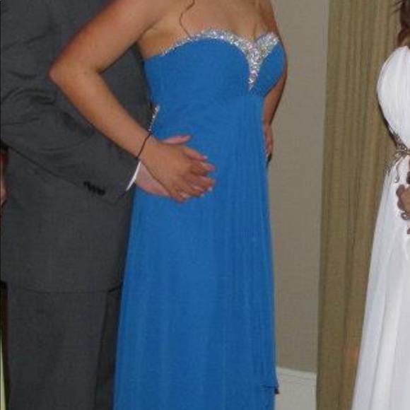 Favianna blue prom dress - Picture 2 of 8